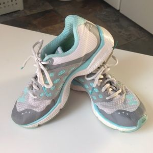 Underarmour size 8 Fitness Shoe